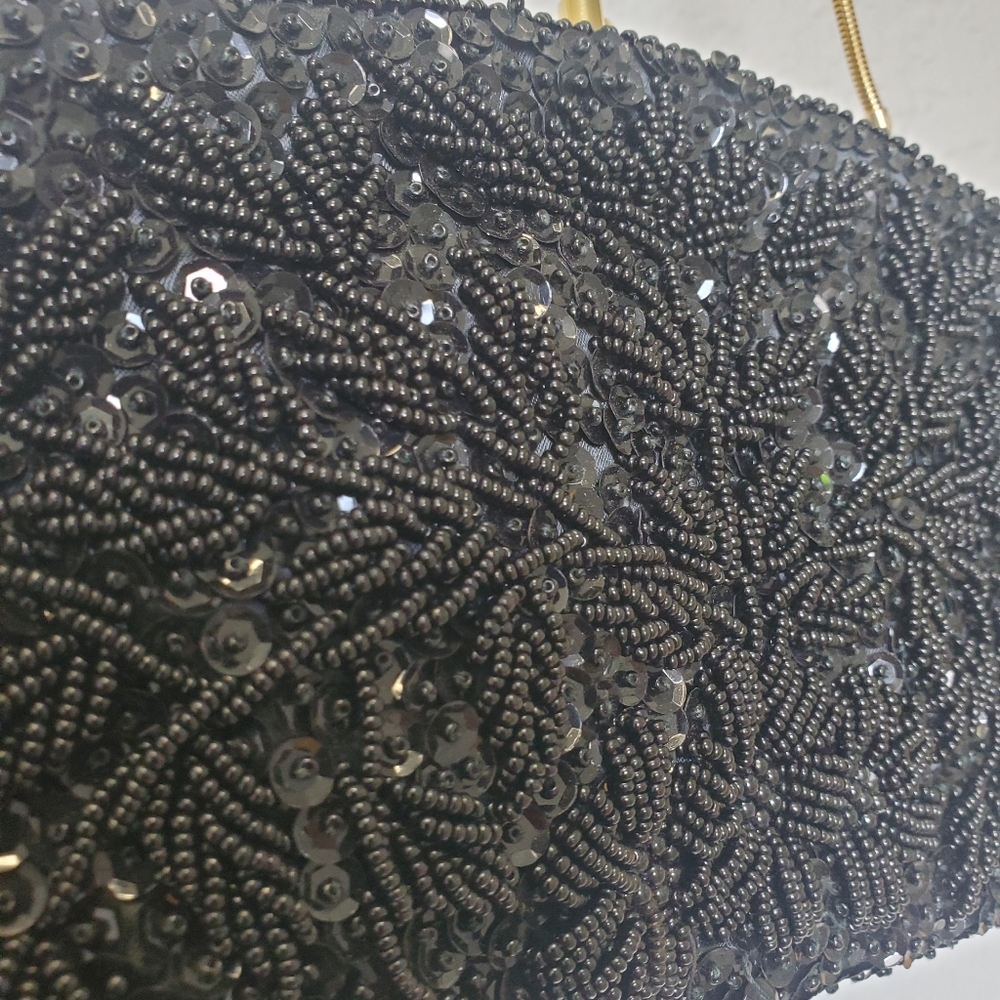 Purse - Picture 3 of 10